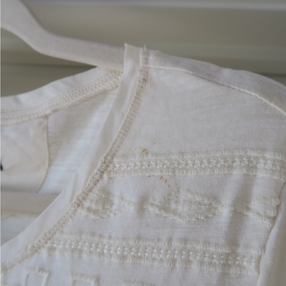 Lauren‎ Ralph Lauren Cream Textured Short Sleeve Tee - size Large - Picture 4 of 5